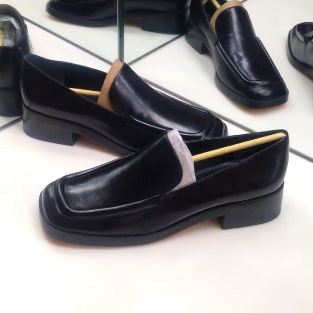 VINCE DORIS BLACK LEATHER SLIP-ON LOAFERS NWT $350